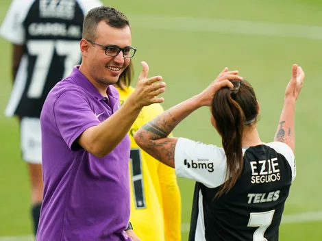 Lucas Piccinato, treinador do Corinthians, fala sobre o favoritismo do clube na final do Brasileirão Feminino
