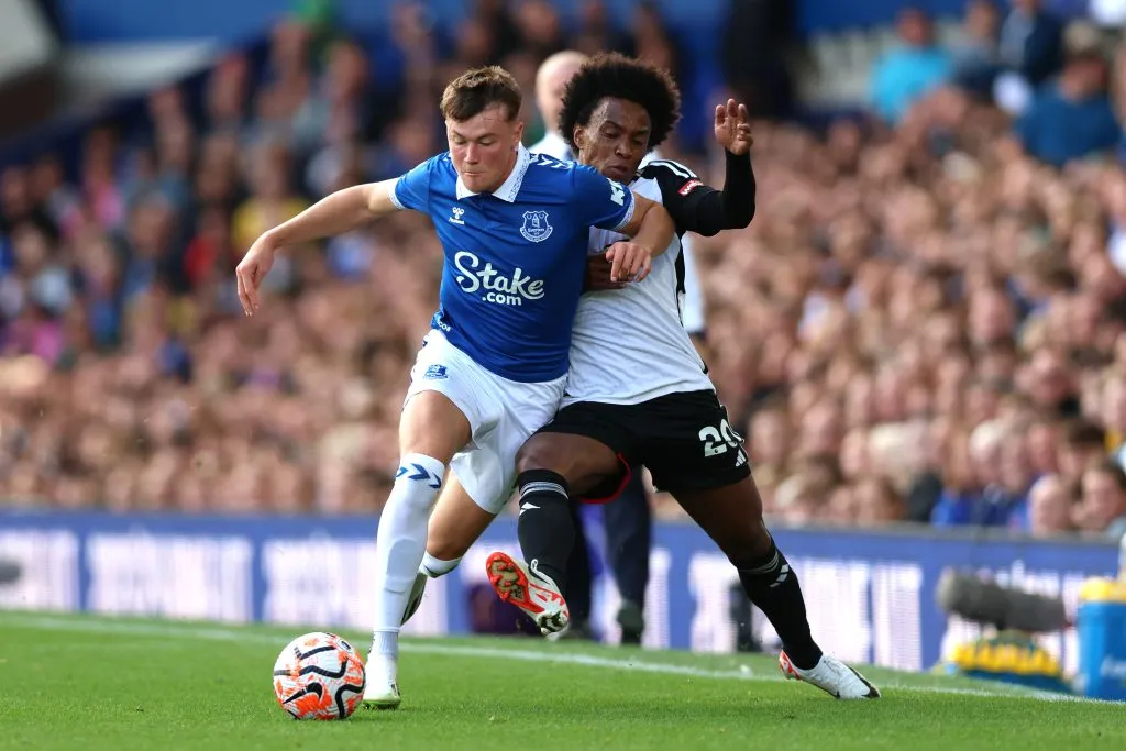 Willian em sua última partida pelo Grêmio. (Photo by Nathan Stirk/Getty Images)