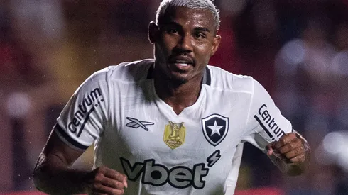 Cuiabano durnte confronto contra o Sport no Campeonato Brasileiro de 2025.