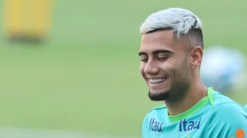 Andreas Pereira faz primeiro treino pelo Palmeiras