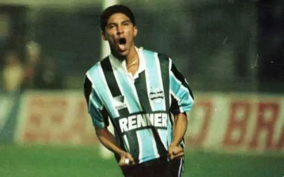 Jardel brilhou com a camisa do Grêmio. Foto: Grêmio FC