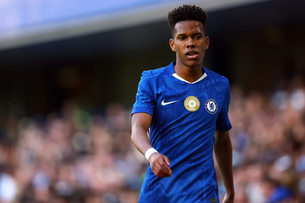 LONDON, ENGLAND – AUGUST 08: Estevao of Chelsea looks on during the pre-season friendly match between Chelsea and Bayer Leverkusen at Stamford Bridge on August 08, 2025 in London, England. (Photo by Bryn Lennon/Getty Images)