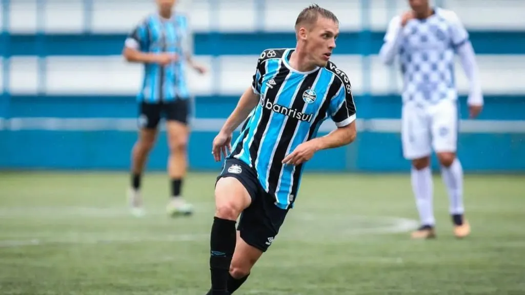 Mila em ação pelo Imortal. Foto: Renan Jardim/Grêmio