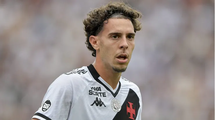 Nuno Moreira durnte confronto contra o Corinthians no Brasileirão 2025.