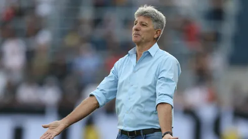 SP - BRAGANCA PAULISTA - 23/08/2025 - BRASILEIRO A 2025, BRAGANTINO X FLUMINENSE - Renato Gaucho tecnico do Fluminense durante a partida contra o Bragantino no estadio Cicero De Souza Marques em Braganca Paulista (SP), pelo campeonato Brasileiro A 2025. Foto: Marlon Costa/AGIF