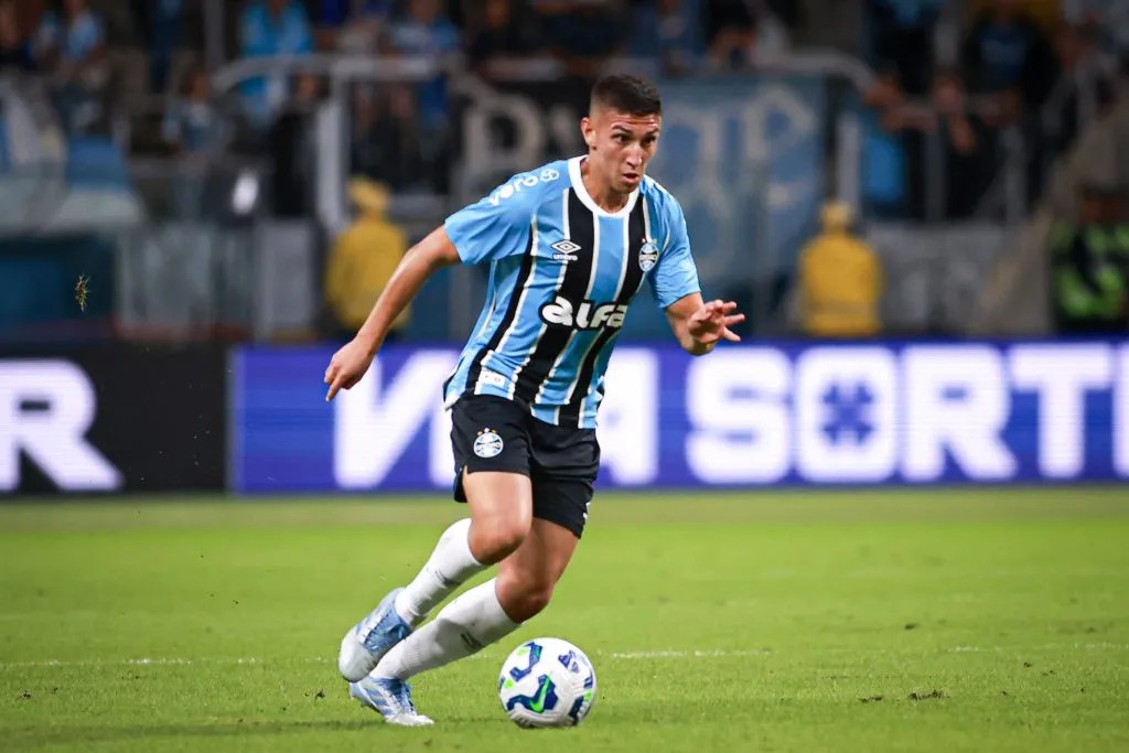 Monsalve em ação pelo Grêmio. Foto: Maxi Franzoi/AGIF
