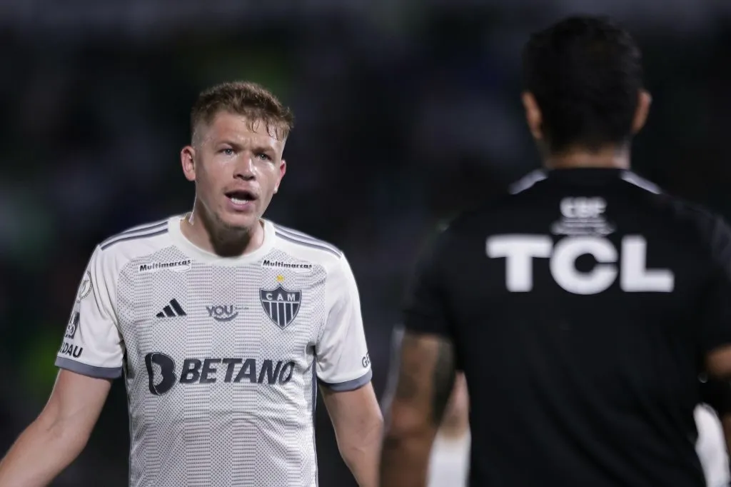 Bruno Fuchs se desentendeu com jogadores do Atlético-MG. Foto: Ettore Chiereguini/AGIF