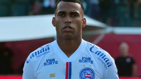 Jean Lucas durante confronto contra o Vitória no Campeonato Baiano de 2025. Foto: Walmir Cirne/AGIF