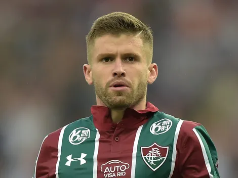 Caio Henrique empolga torcida do Fluminense