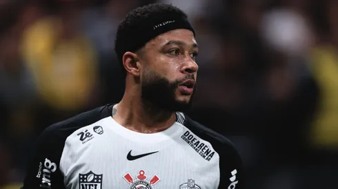 SP – SAO PAULO – 31/08/2025 – BRASILEIRO A 2025, CORINTHIANS X PALMEIRAS – Memphis Depay jogador do Corinthians durante partida contra o Palmeiras no estadio Arena Corinthians pelo campeonato Brasileiro A 2025. Foto: Ettore Chiereguini/AGIF