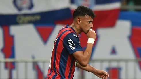 Lucho Rodriguez jogador do Bahia comemora seu gol durante partida contra o Confianca no estadio Fonte Nova pelo campeonato Copa Do Nordeste 2025. Foto: Jhony Pinho/AGIF