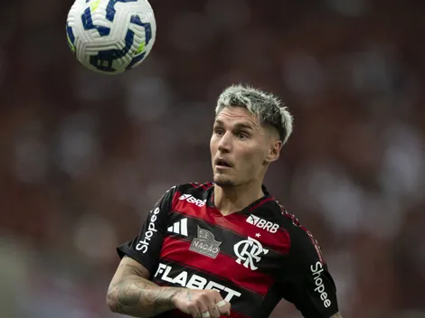 Torcida do Flamengo reage com indignação à lesão de Varela