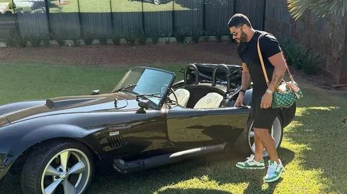 Carro customizado de Hulk chamou atenção. Foto: Reprodução/Instagram