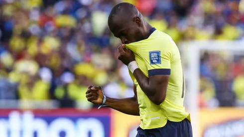 QUITO, ECUADOR – SEPTEMBER 10: Enner Valencia of Ecuador celebrates after scoring the team's first goal during the South American FIFA World Cup 2026 Qualifier match between Ecuador and Peru at Rodrigo Paz Delgado Stadium on September 10, 2024 in Quito, Ecuador. (Photo by Franklin Jacome/Getty Images)