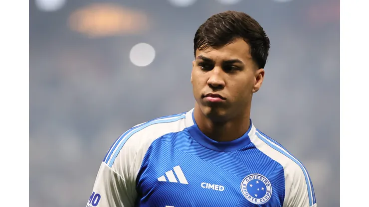 Kaio Jorge durante confronto contra o Atlético-MG na Copa do Brasil de 2025.
