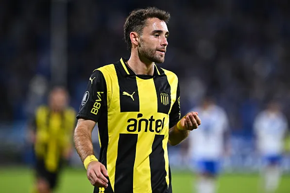 Pedro Milans, atuando no Penãrol – (Photo by Rodrigo Valle/Getty Images)