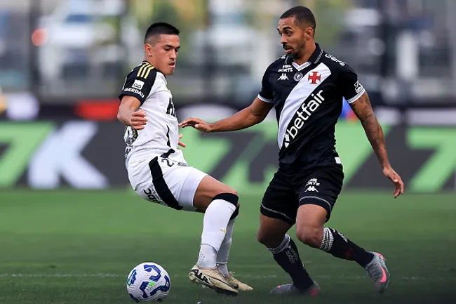 Pedro Henrique atuando em Vasco x Atlético-MG – (Photo by Buda Mendes/Getty Images)