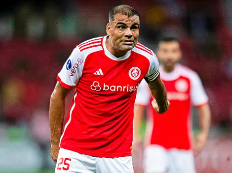 Roger Machado pode poupar Gabriel Mercado no Internacional contra o Palmeiras