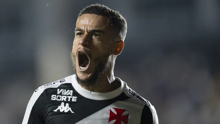 Philippe Coutinho em campo pelo Vasco. Foto: Jorge Rodrigues/AGIF