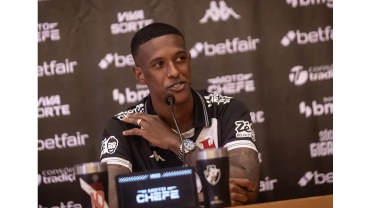 Robert Renan em apresentação pelo Vasco - Foto: Dikran Sahagian/Vasco da Gama