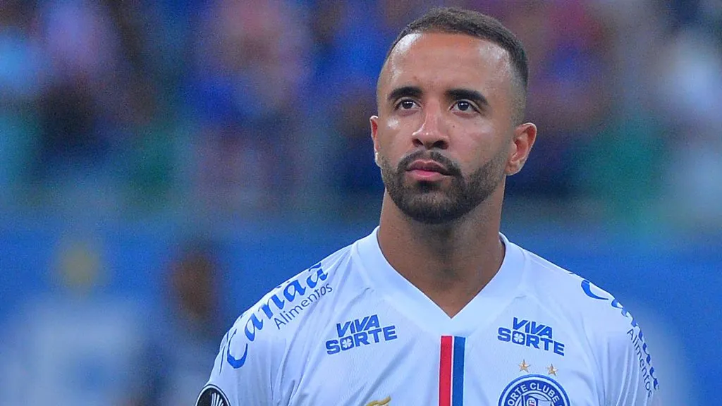 BA – SALVADOR – 13/03/2025 – COPA LIBERTADORES 2025, BAHIA X BOSTON RIVER – Caio Alexandre, jogador do Bahia durante partida contra o Boston River no estadio Arena Fonte Nova pelo campeonato Copa Libertadores 2025. Foto: Walmir Cirne/AGIF