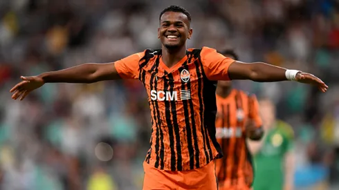 LJUBLJANA, SLOVENIA – JULY 10: Alisson Santana of Shakhtar celebrates scoring his team's third goal during the UEFA Europa League 2025/26 First Qualifying Round First Leg match between Shakhtar and Ilves at Stadion Stozice on July 10, 2025 in Ljubljana, Slovenia. (Photo by Jurij Kodrun/Getty Images)