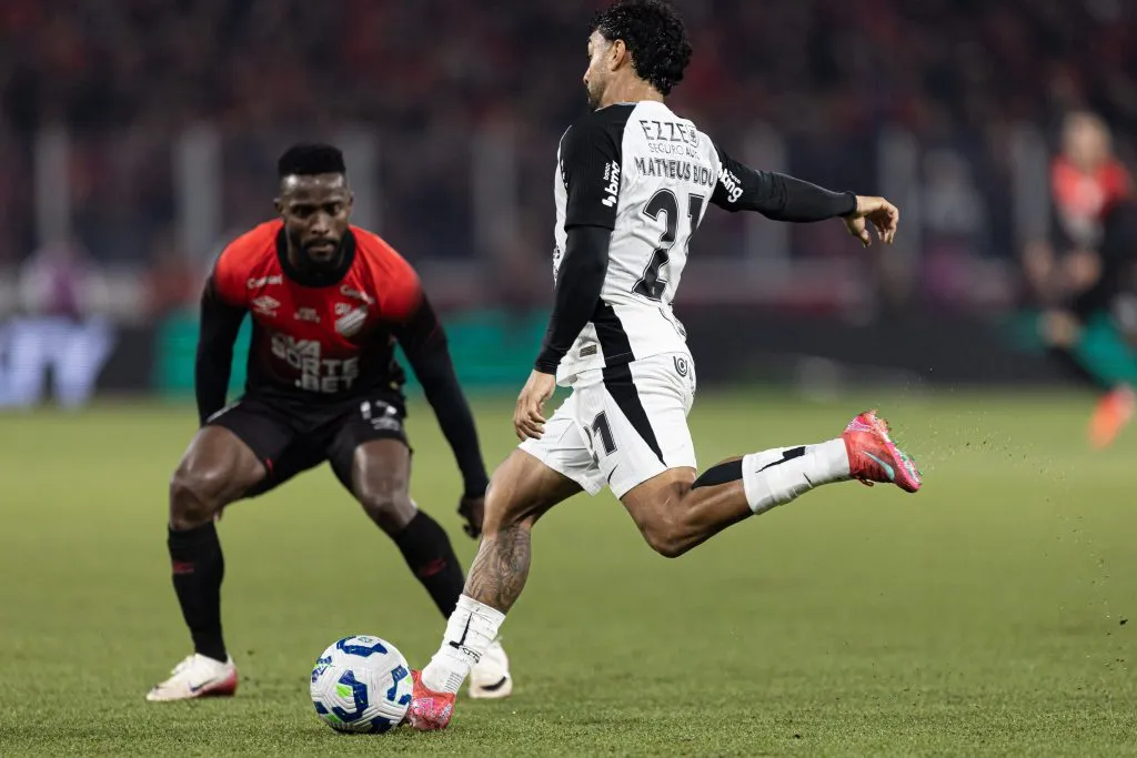 PR – CURITIBA – 27/08/2025 – COPA DO BRASIL 2025, ATHLETICO-PR X CORINTHIANS – Gustavo Henrique jogador do Corinthians durante partida contra o Athletico-PR no estadio Arena da Baixada pelo campeonato Copa Do Brasil 2025. Foto: Paulo De Tarso/AGIF