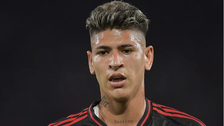 Jorge Carrascal foi o único convocado do Flamengo que não entrou em campo na Data-Fifa