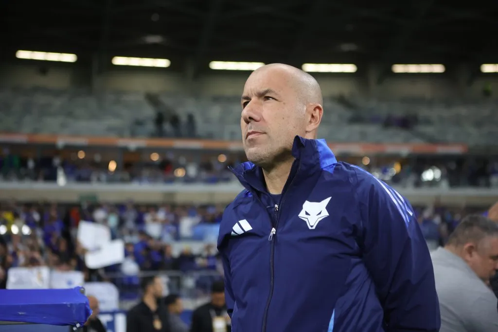 MG – BELO HORIZONTE – 30/08/2025 – BRASILEIRO A 2025, CRUZEIRO X SAO PAULO – Leonardo Jardim tecnico do Cruzeiro durante partida contra o Sao Paulo no estadio Mineirao pelo campeonato Brasileiro A 2025. Foto: Gilson Lobo/AGIF