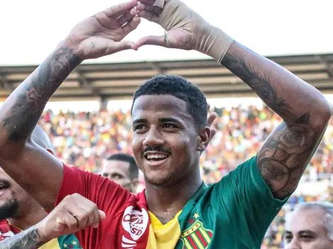 Ygor Catatau é absolvido pelo STJD e ex-Vasco reforça o Volta Redonda para a Série B