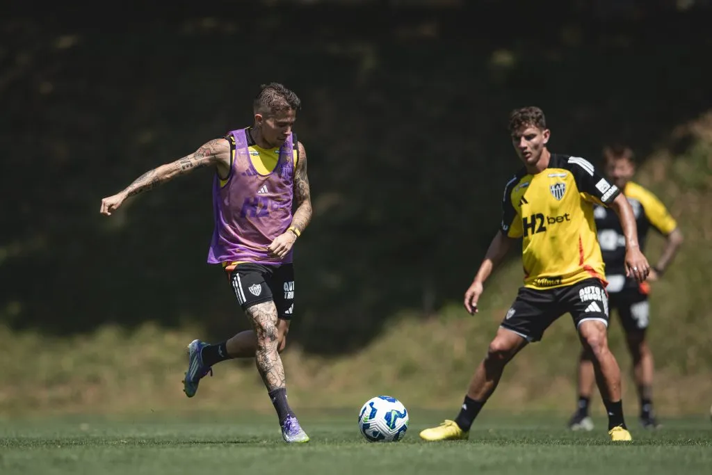 Bernard foi testado no time titular do Atlético-MG. Foto: Pedro Souza/Atlético
