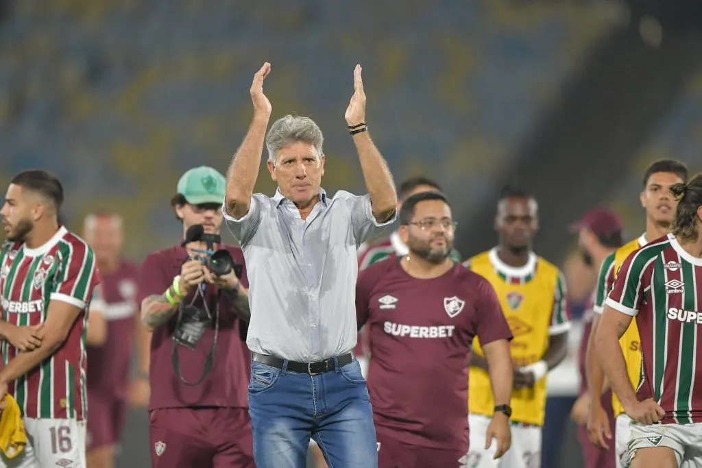 RJ – RIO DE JANEIRO – 10/09/2025 – COPA DO BRASIL 2025, FLUMINENSE X BAHIA – Renato Gaucho tecnico do Fluminense comemora vitoria ao final da partida contra o Bahia no estadio Maracana pelo campeonato Copa Do Brasil 2025. Foto: Thiago Ribeiro/AGIF