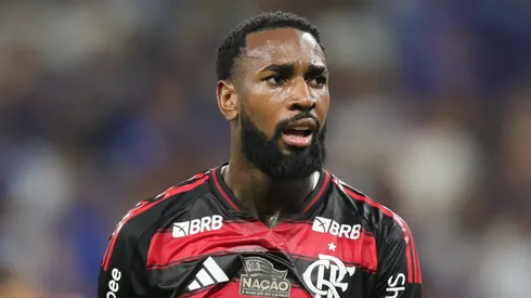 Gerson deixou o Flamengo em julho para jogar no Zenit