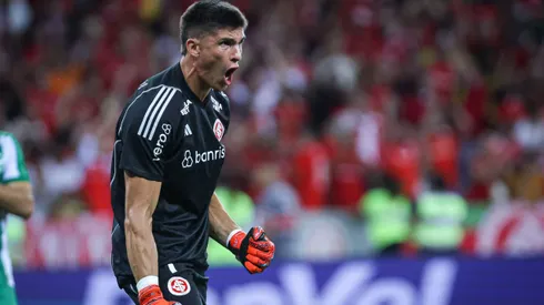 Sergio Rochet goleiro do Internacional comemora penalti defendido em decisao durante partida contra o Juventude no estadio Beira-Rio pelo campeonato Gaucho 2024.