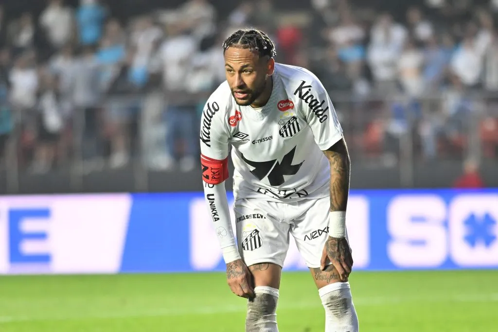 SP – SAO PAULO – 17/08/2025 – BRASILEIRO A 2025, SANTOS X VASCO – Neymar jogador do Santos durante partida contra o Vasco no estadio Morumbi pelo campeonato Brasileiro A 2025.   Foto: Jota Erre/AGIF