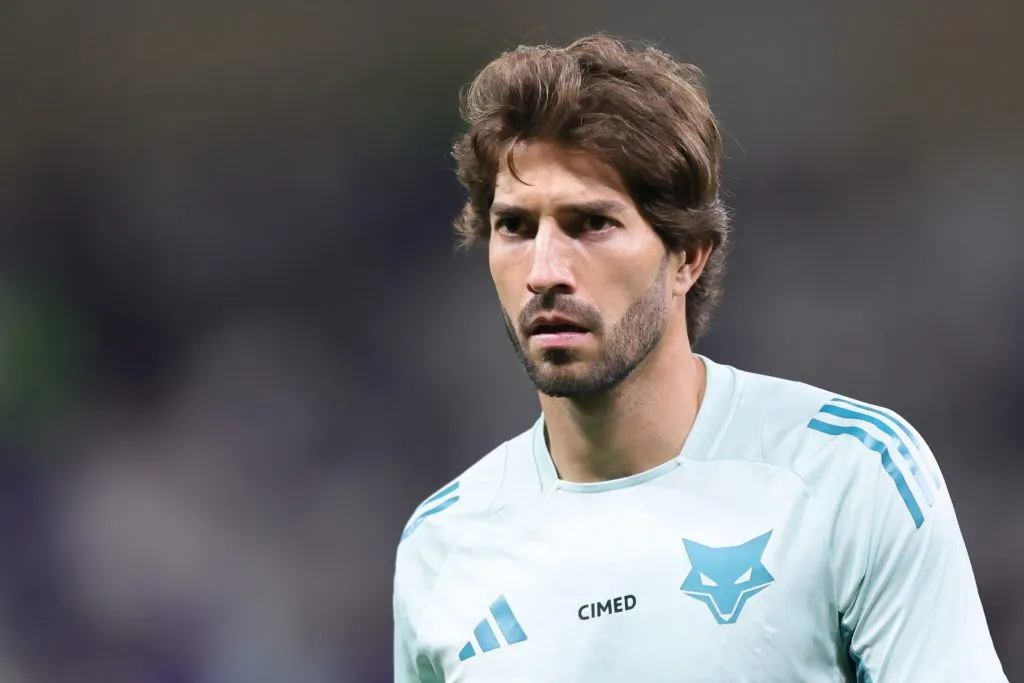 Lucas Silva, volante do Cruzeiro. Foto: Gilson Lobo/AGIF