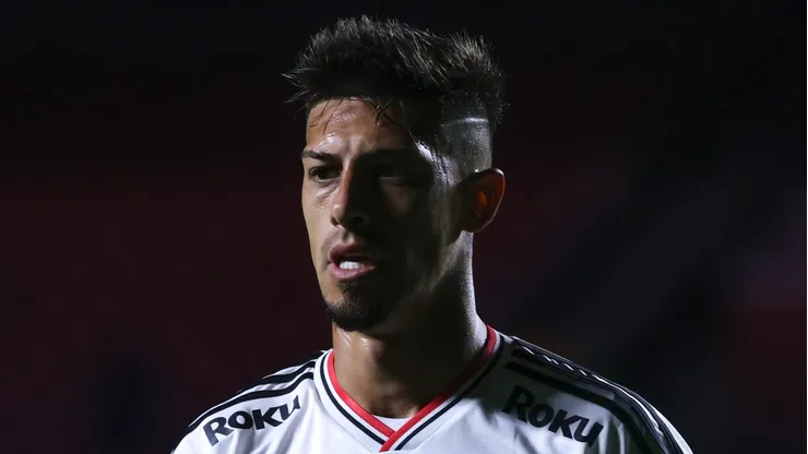 Rigoni jogador do Sao Paulo lamenta chance perdida durante partida contra o Juventude no estadio Morumbi pelo campeonato Brasileiro A 2022. Foto: Marcello Zambrana/AGIF
