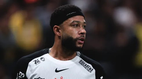 Depay se pronunciou no Corinthians.