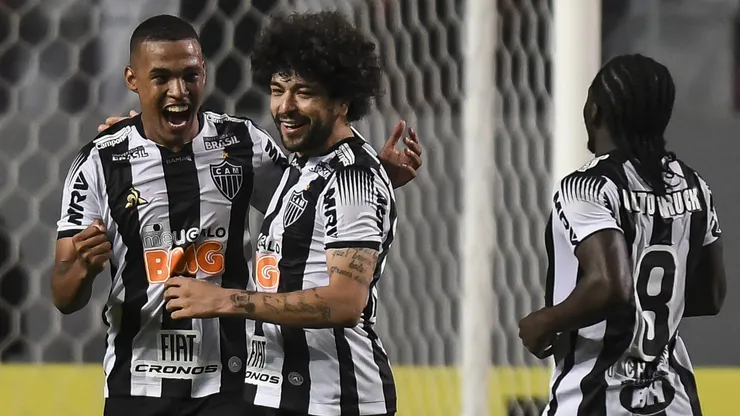 BELO HORIZONTE, BRAZIL - JUNE 13: Alerrandro #44 of Atletico MG celebrates with teammates Luan #27 and Chara #8 after scoring the opening goal during a match between Atletico MG and Sao Paulo as part of Brasileirao Series A 2019 at Independencia stadium on June 13, 2019 in Belo Horizonte, Brazil. (Photo by Pedro Vilela/Getty Images)