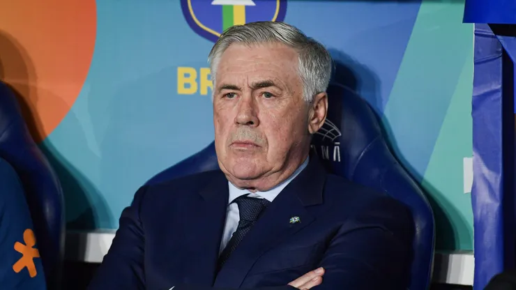 RJ - RIO DE JANEIRO - 04/09/2025 - ELIMINATORIAS COPA DO MUNDO 2026, BRASIL X CHILE - Carlo Ancelotti tecnico do Brasil durante partida contra o Chile no estadio Maracana pelo campeonato Eliminatorias Copa Do Mundo 2026. Foto: Thiago Ribeiro/AGIF