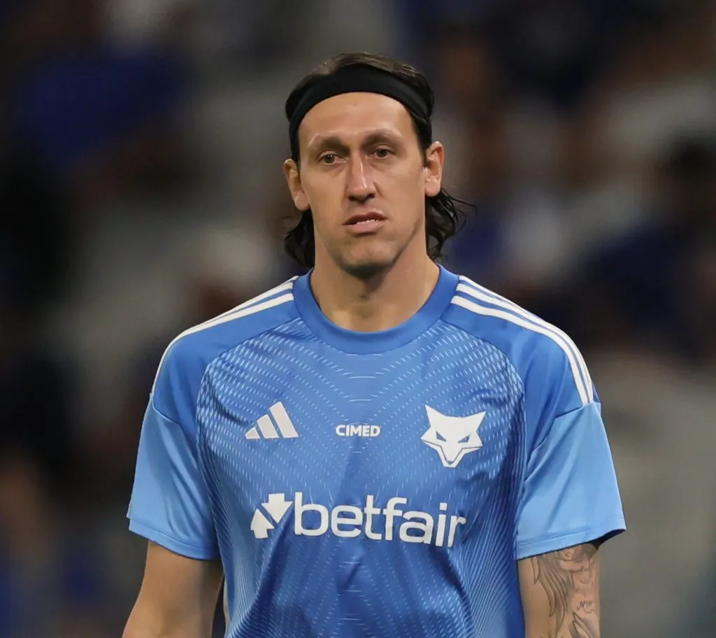 MG – BELO HORIZONTE – 01/05/2025 – COPA DO BRASIL 2025, CRUZEIRO X VILA NOVA-GO – Cassio jogador do Cruzeiro durante aquecimento antes da partida contra o Vila Nova-GO no estadio Mineirao pelo campeonato Copa Do Brasil 2025. Foto: Gilson Lobo/AGIF