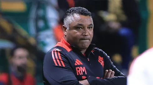 Roger Machado tecnico do Internacional durante partida contra o Palmeiras no estadio Arena Allianz Parque pelo campeonato Brasileiro A 2025. Foto: Ettore Chiereguini/AGIF