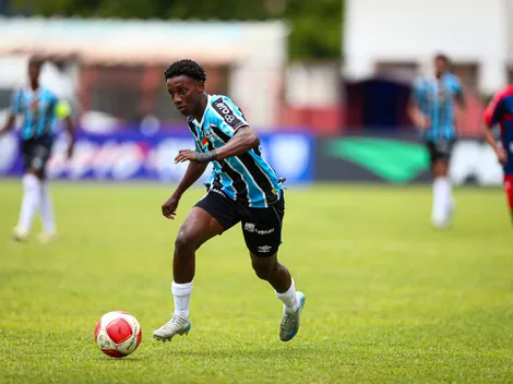 Mano Menezes explica a falta de chances do atacante Gabriel Mec, no Grêmio