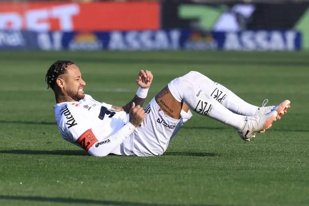 SP – SAO PAULO – 17/08/2025 – BRASILEIRO A 2025, SANTOS X VASCO – Neymar jogador do Santos durante partida contra o Vasco no estadio Morumbi pelo campeonato Brasileiro A 2025. Foto: Marcello Zambrana/AGIF