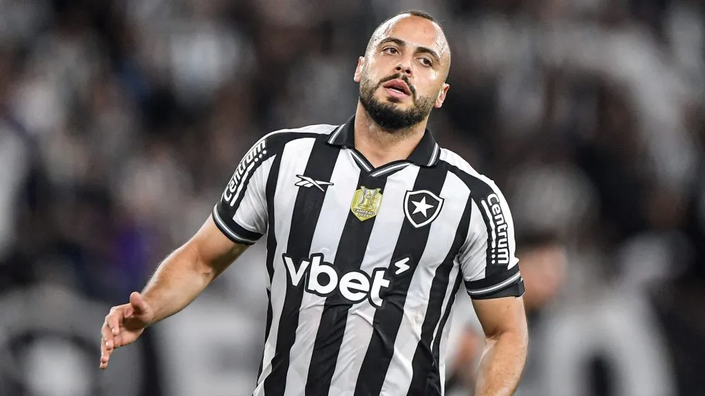 Arthur Cabral é desfalque em São Paulo x Botafogo. Foto: Thiago Ribeiro/AGIF