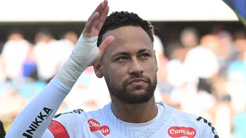 SP – SANTOS – 31/08/2025 – BRASILEIRO A 2025, SANTOS X FLUMINENSE – Neymar jogador do Santos durante partida contra o Fluminense no estadio Vila Belmiro pelo campeonato Brasileiro A 2025. Foto: Jota Erre/AGIF