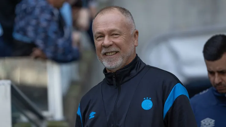 Mano Menezes está pressionado no Grêmio. Foto: Liamara Polli/AGIF