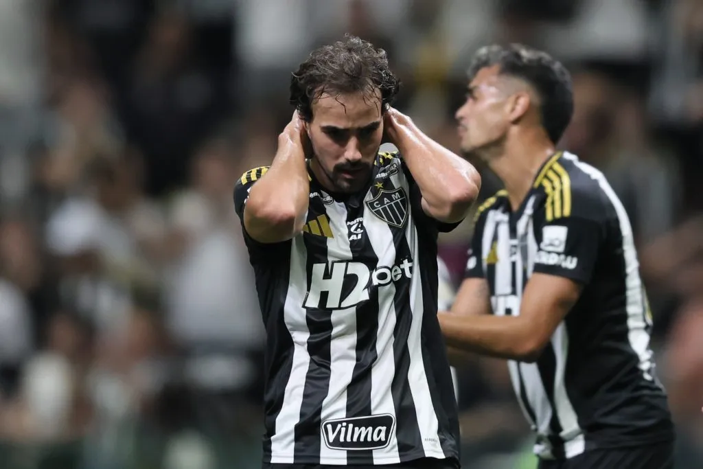 Atlético-MG sofreu gol do Santos no fim da partida. Foto: Gilson Lobo/AGIF