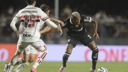 Danilo em São Paulo x Botafogo pelo Brasileirão 2025. Foto: Alan Morici/AGIF