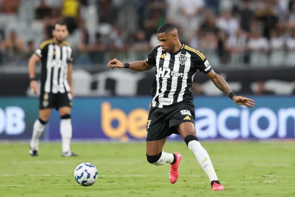Júnior Santos ainda não rendeu com a camisa do Atlético-MG. Foto: Gilson Lobo/AGIF